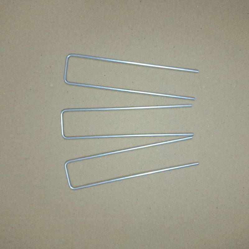 Metal ground peg | 15 x 3.5 x 15 cm Hobio